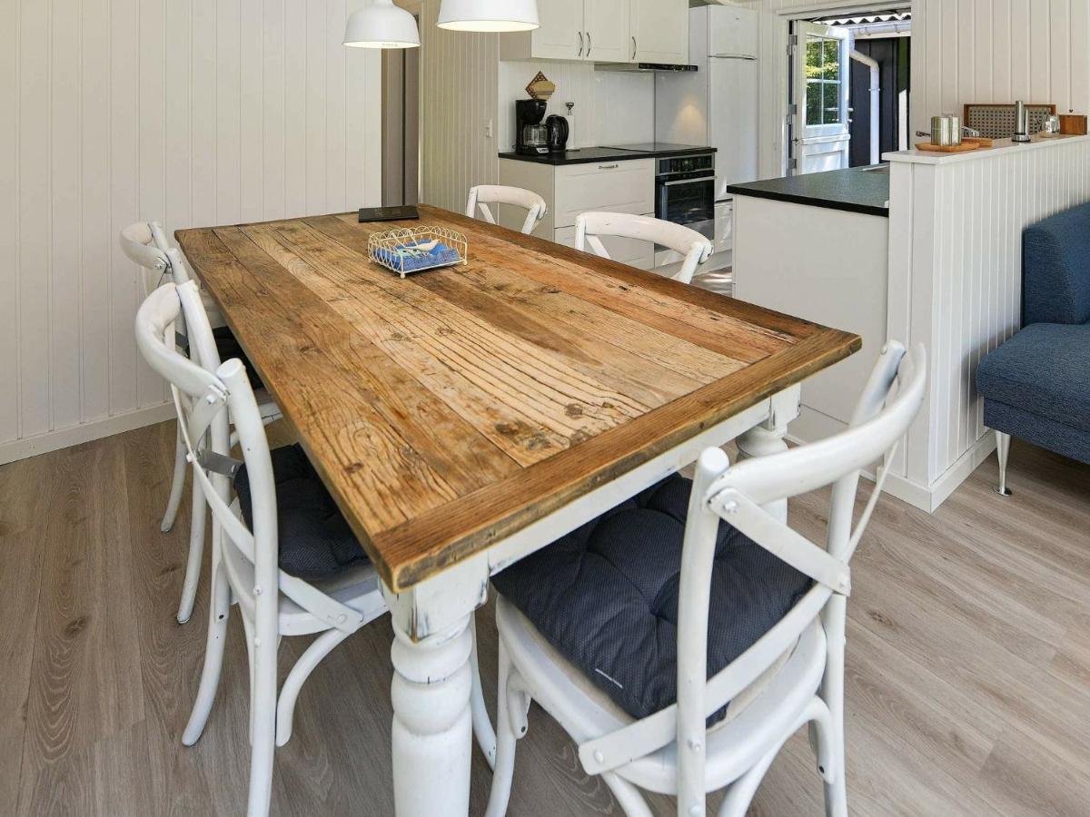 5 Person Holiday Home In Oksb L Dyreby Exteriör bild